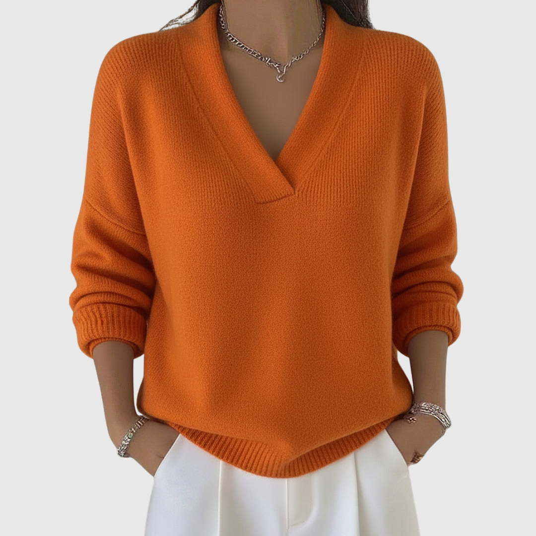 Faye | Luźny sweter z dekoltem w serek w miękkim materiale
