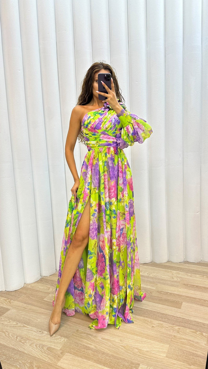 Daria - Elegancka i Zwiewna Sukienka